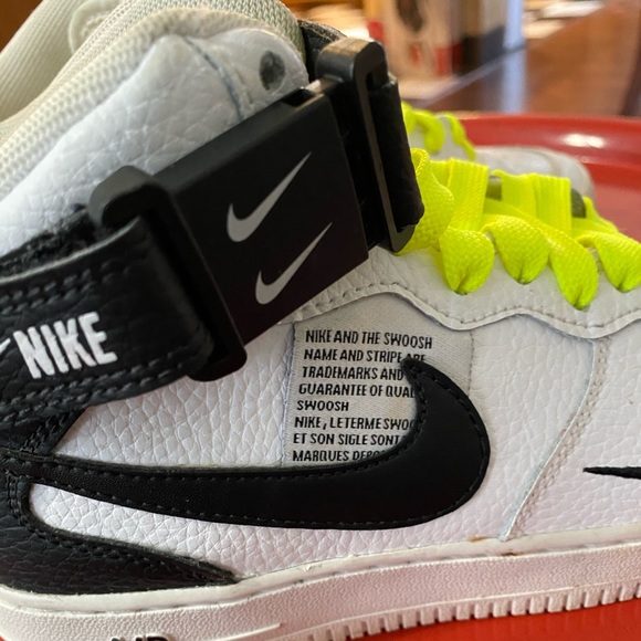 Custom Nike Air Force 1 (rare) size 4y - Picture 1 of 3